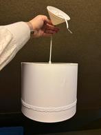 Witte hanglamp met kleine deukjes, Ophalen, Gebruikt, Stof, Minder dan 50 cm
