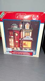 Lemax Mac Evoy's Pianos voor kerstdorp, Diversen, Kerst, Ophalen of Verzenden