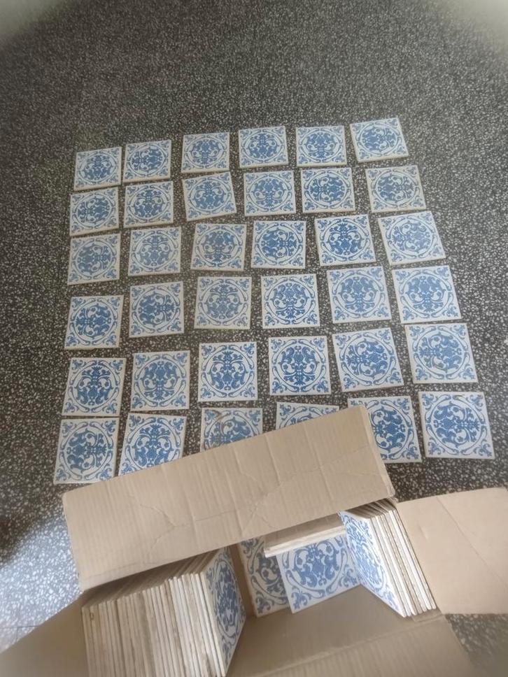 Antieke Mettlach Tegels - Prachtige Decoratie, Doe-het-zelf en Verbouw, Tegels, Gebruikt, Wandtegels, Keramiek, Minder dan 20 cm