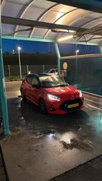 Toyota Yaris 1.5 Hybrid 116pk CVT 2020 Rood, 450 kg, 450 kg, 23 km/l, 48 €/maand