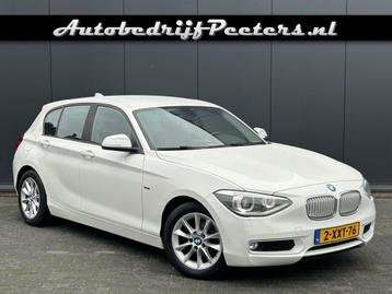 Bmw 1-SERIE 116d 2e eigenaar H/K Navi Leder Sportstoel Xenon beschikbaar voor biedingen