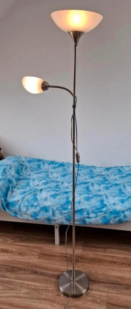 Staande Lamp met Leeslamp, Huis en Inrichting, Lampen | Vloerlampen, Zo goed als nieuw, 150 tot 200 cm, Glas, Metaal, Ophalen