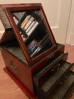 Oude Aziatische make-up doos met spiegel, Ophalen