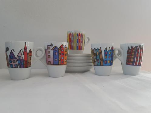 YONG Espresso: 5 Kopjes met schotels Grachtenpand Design, Huis en Inrichting, Keuken | Servies, Zo goed als nieuw, Kop(pen) en/of Schotel(s)