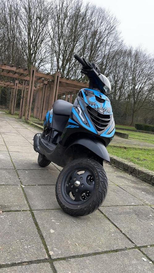 Piaggio zip 172cc STAGE 1 getuned brom, Fietsen en Brommers, Scooters | Piaggio, Zo goed als nieuw, Zip, Maximaal 45 km/u, Tweetakt