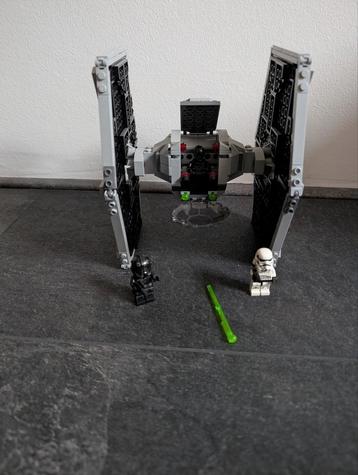 Orginele LEGO Star Wars Tie Fighter  beschikbaar voor biedingen