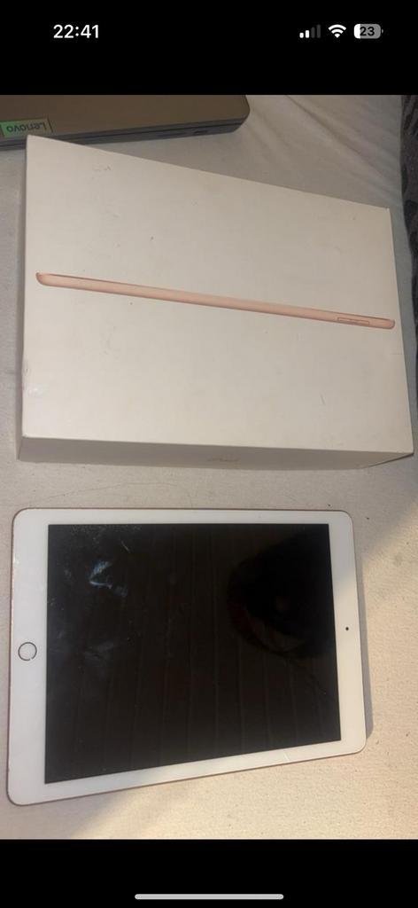 Apple iPad, Computers en Software, Apple iPads, Gebruikt, Overige modellen, 10 inch, Goud, Ophalen of Verzenden