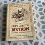 Boek.   :    DIK.  TROM.   1e.   Druk,, Ophalen of Verzenden, Zo goed als nieuw