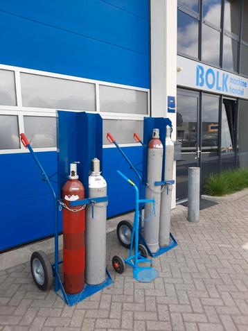 2X SET Supergas eigendomsflessen Industriële flessenwagens!! beschikbaar voor biedingen