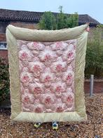 Antiek sprei uit 1920 linde groen met roze 160x135 cm veren, Ophalen