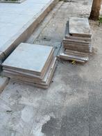 Gratis tegels, beton kleur 3 cm dik 7m2 en zwarte blokken, Ophalen, Zo goed als nieuw, Minder dan 5 m², Beton