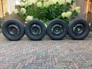 Gebruikte stalen velgen met Michelin Alpin A4 205/60 R16 beschikbaar voor biedingen