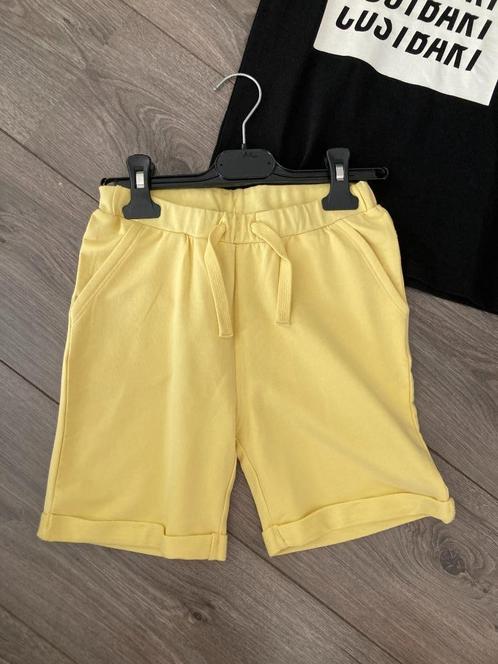 MINYMO short yellow nieuw mt 128, Kinderen en Baby's, Kinderkleding | Maat 128, Nieuw, Jongen, Broek, Ophalen of Verzenden