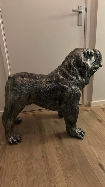 XXL Bulldog kunststof decoratief beeld zilvergrijs beschikbaar voor biedingen