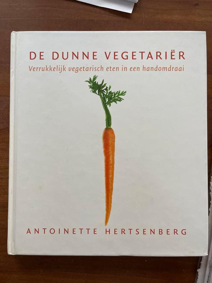 De Dunne Vegetariër - Antoinette Hertsenberg, Boeken, Kookboeken, Zo goed als nieuw, Voorgerechten en Soepen, Overige gebieden