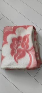 Vintage wollen deken Ingrid roze wit, Gebruikt, Eenpersoons, Ophalen of Verzenden, Deken of Dekbed