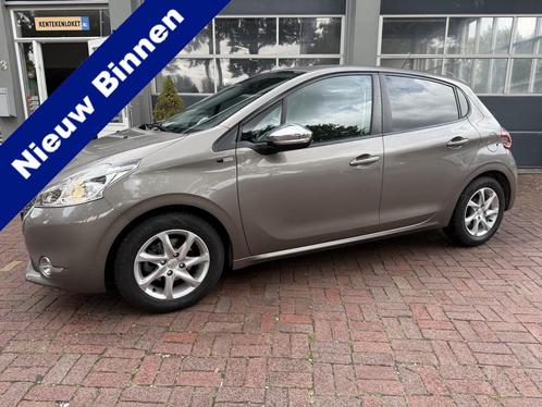 Peugeot 208 1.2 PureTech Style Navi,16Inch,Cruise,Cv,Airco 8, Auto's, Peugeot, Bedrijf, Te koop, ABS, Airbags, Airconditioning