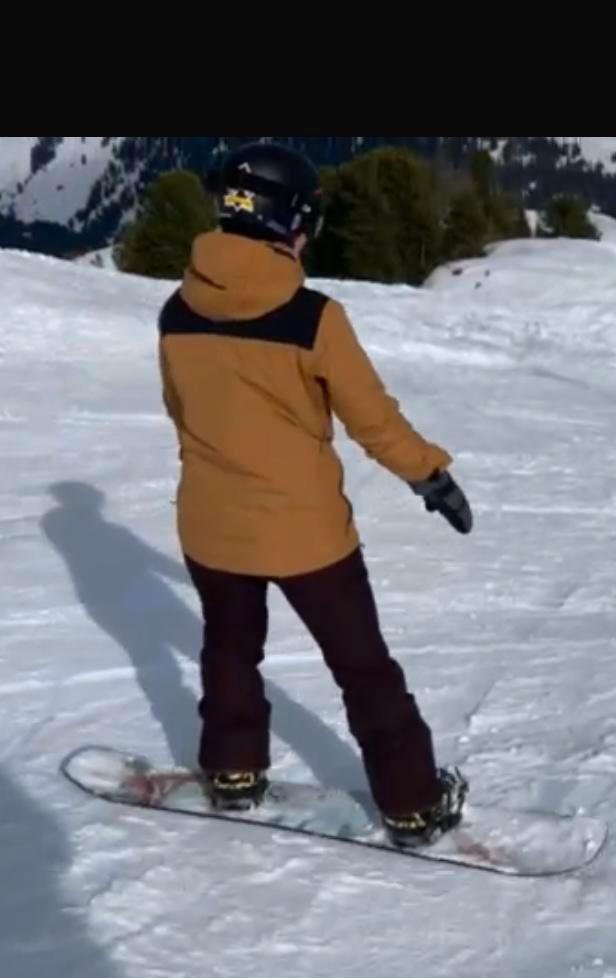 Volcom gore-tex dames jas maat M. Zgan, Sport en Fitness, Snowboarden, Zo goed als nieuw, Kleding, Ophalen of Verzenden