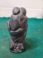 beeld kunst innige omhelsing man vrouw, Verzamelen, Beelden en Beeldjes, Ophalen of Verzenden