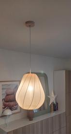 Prachtige hanglamp poederroze, Huis en Inrichting, Lampen | Hanglampen, Ophalen of Verzenden, Zo goed als nieuw, Stof, Minder dan 50 cm