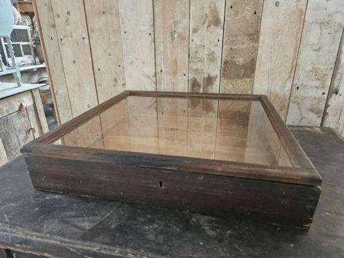 oude toonbank vitrine ``WOONWINKEL RUSTIEK``, Antiek en Kunst, Curiosa en Brocante, Ophalen