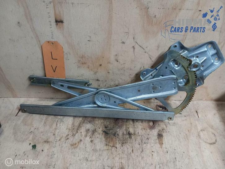 Toyota Yaris I Raammechaniek 5 Drs  Links Voor 1999 - 2005, Auto-onderdelen, Ruiten en Toebehoren, Gebruikt, Ophalen of Verzenden
