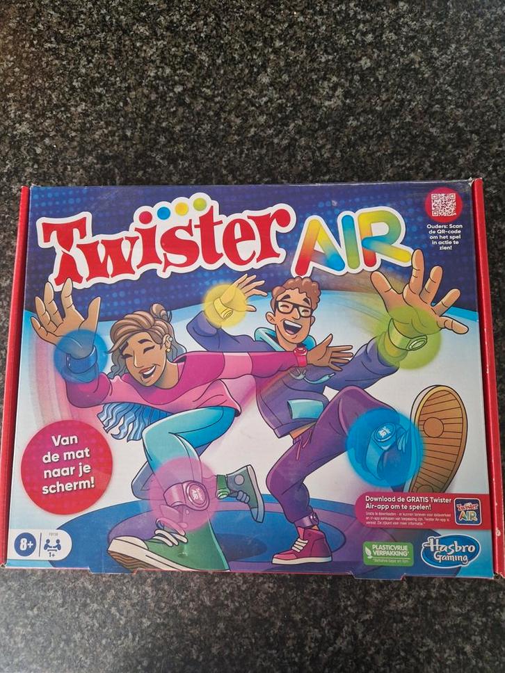 Twister Air - Nieuw spel!, Hobby en Vrije tijd, Gezelschapsspellen | Bordspellen, Nieuw, Een of twee spelers, Ophalen of Verzenden