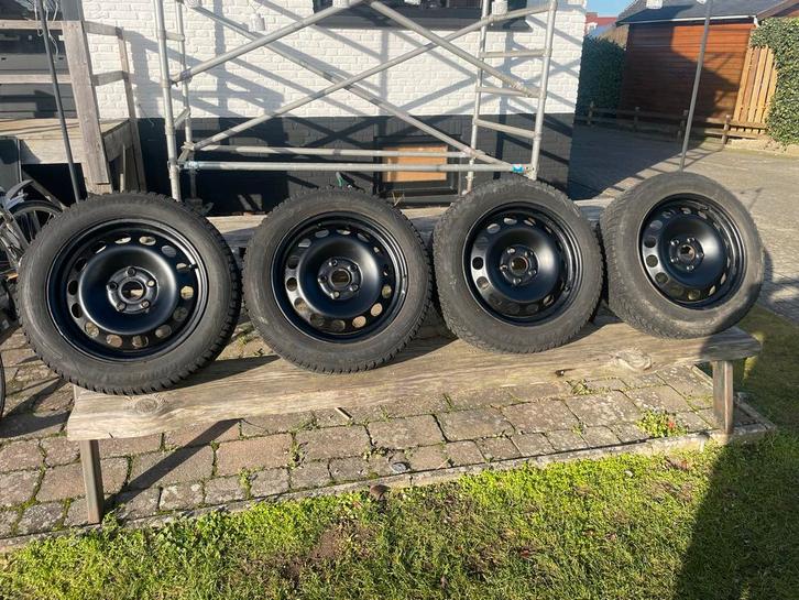 Winterbanden Vw Golf GTE 205/55 R16 met velgen, Auto-onderdelen, Banden en Velgen, Banden en Velgen, Winterbanden, 16 inch, 205 mm