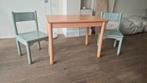 Degelijke Kinder tafel en 2 stoelen, Ophalen, Gebruikt, Stoel(en)