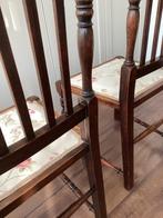 2 Vintage Stoeltjes met Bloemenmotief, Huis en Inrichting, Stoelen, Ophalen, Gebruikt, Twee, Bruin