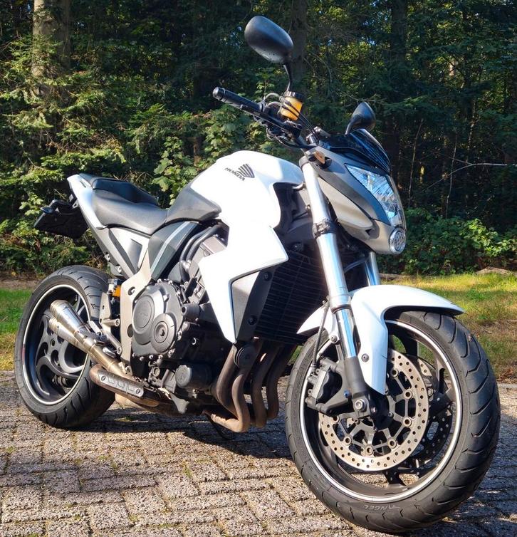 Honda CB1000R 2009 wit, Motoren, Motoren | Honda, Particulier, Naked bike, meer dan 35 kW, 4 cilinders, Motorrijbewijs A, Sportuitlaat