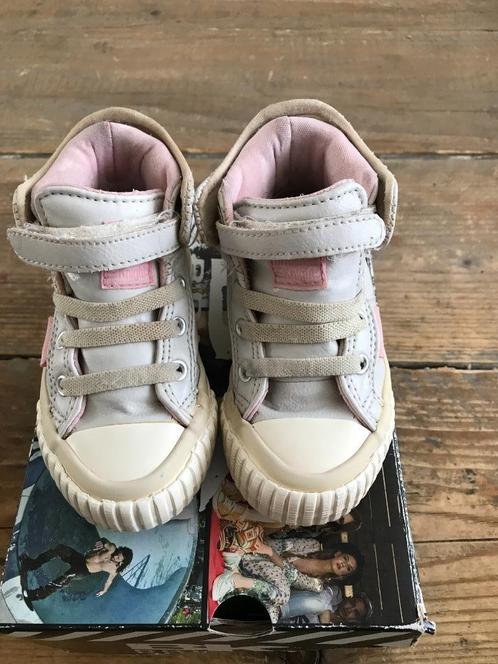 hoge sneakers (British Knights) 22, Kinderen en Baby's, Babykleding | Schoentjes en Sokjes, Gebruikt, Meisje, Schoentjes, Ophalen of Verzenden