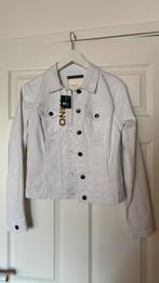NIEUW Only wit spijkerjasje maat xs, Kleding | Dames, Jassen | Zomer, Only, Wit, Nieuw, Ophalen of Verzenden