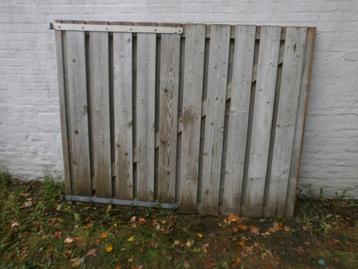 Draaipoort beschikbaar voor biedingen