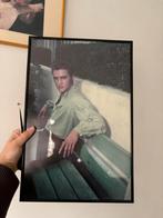 Elvis foto-lijst, Ophalen