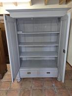 Prachtige Antieke Grenen Kast in de  Krijt Verf, Antiek en Kunst, Ophalen