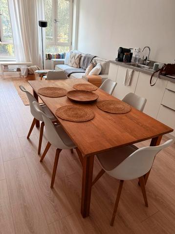 Dining table with 6 chairs. 1.80x90x75. beschikbaar voor biedingen
