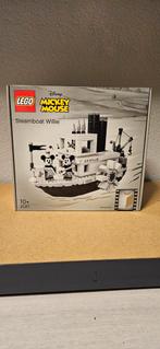 LEGO 21317 Steamboat Willie - Nieuw in Doos!, Ophalen of Verzenden, Nieuw, Complete set, Lego