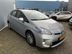 Toyota Prius 1.8 Plug-in Aspiration | NL Auto | Dealer Onder, Auto's, Toyota, Te koop, Zilver of Grijs, Hatchback, Gebruikt