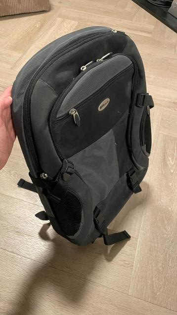 Targus 17 inch laptoptas beschikbaar voor biedingen