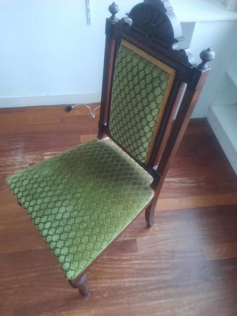 Kasteel Stoelen, Ophalen