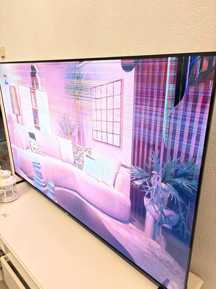 Televisie jvc 65 inch, Audio, Tv en Foto, Televisies, Zo goed als nieuw, 100 cm of meer, Overige merken, 50 Hz, Ophalen of Verzenden