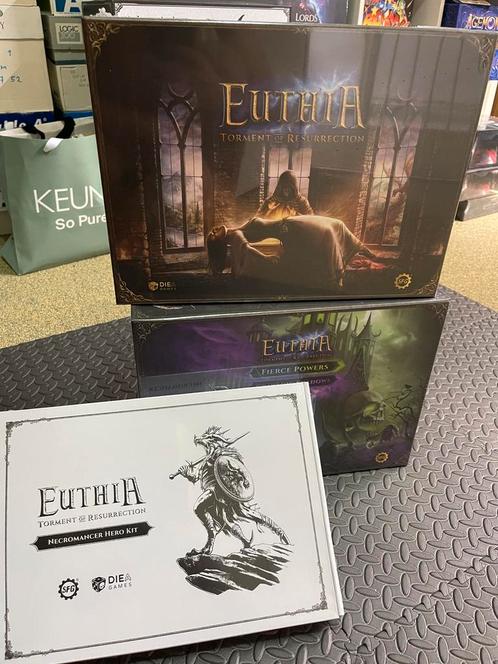Euthia Resurrected – Core Game met uitbreidingen!, Hobby en Vrije tijd, Gezelschapsspellen | Bordspellen, Nieuw, Ophalen