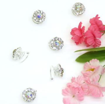 Luxe curlies sieraad set’s van 6 strass. beschikbaar voor biedingen