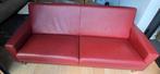 Designbank (rood leder), Huis en Inrichting, Banken | Bankstellen, Ophalen of Verzenden