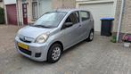 Daihatsu Cuore 1.0 5D 2007 Grijs, Auto's, Daihatsu, Voorwielaandrijving, Stof, 600 kg, 4 stoelen