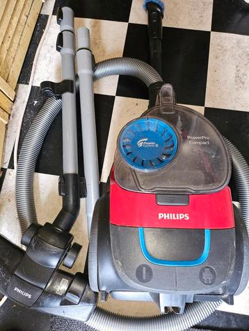 Philips stofzuiger zakloos 650W beschikbaar voor biedingen