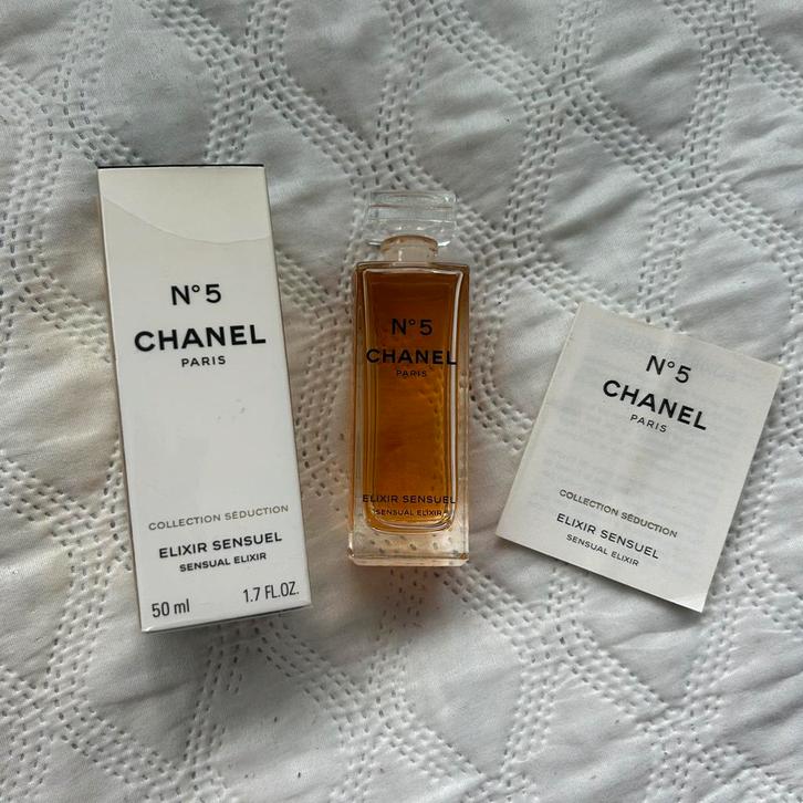 CHANEL N5 Elixir – Luxe Parfum • Licht gebruikt, Verzamelen, Parfumverzamelingen, Gebruikt, Parfumfles, Gevuld, Ophalen of Verzenden
