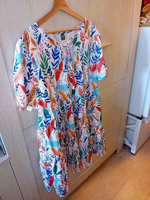 Prachtige zomer tuniek van Shein maat XXL., Kleding | Dames, Grote Maten, Zo goed als nieuw, Blouse of Tuniek, Wit, Ophalen of Verzenden