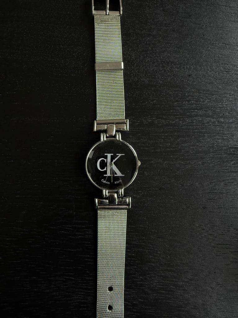 Ck horloge - Stalen band - Nieuwe batterij nodig, Sieraden, Tassen en Uiterlijk, Horloges | Dames, Ophalen, Gebruikt, Staal, DKNY